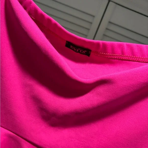 Pink Peplum Dress - Picture 6 of 8